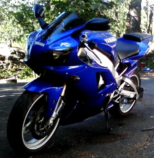 Yamaha R1